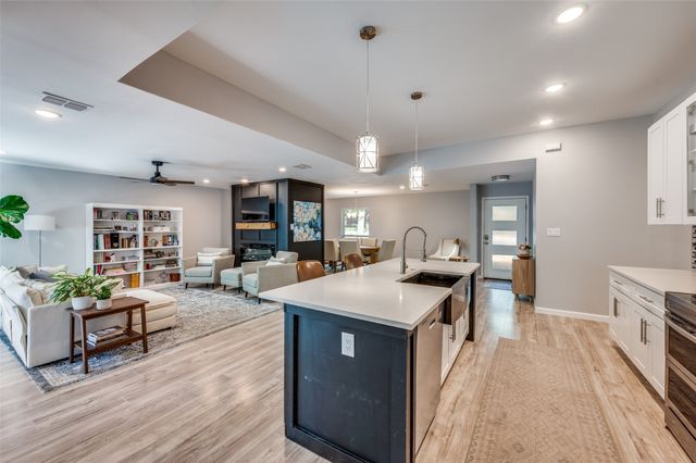 105 Shadow Lane, Euless, TX 76039