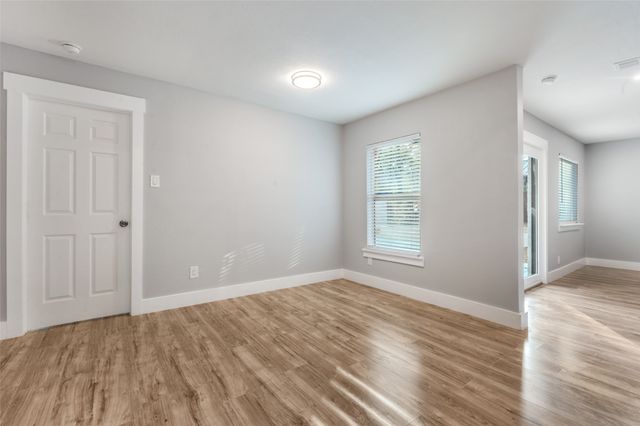 105 Shadow Lane, Euless, TX 76039