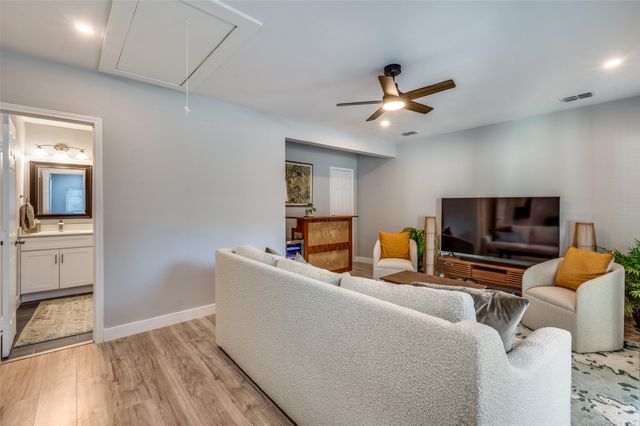 105 Shadow Lane, Euless, TX 76039