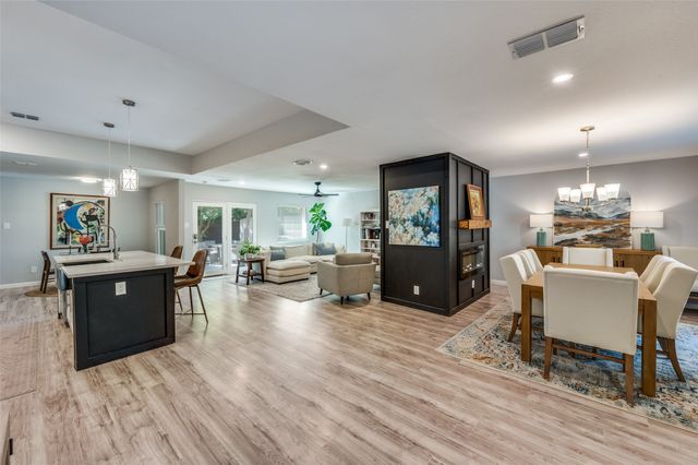 105 Shadow Lane, Euless, TX 76039