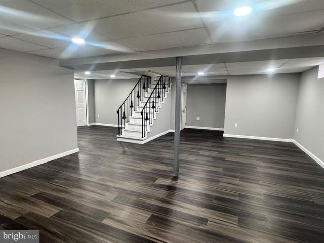 12 GODFREY DR, Hamilton, NJ 08610