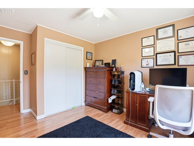 1400 Se 146TH Pl, Portland, OR 97233