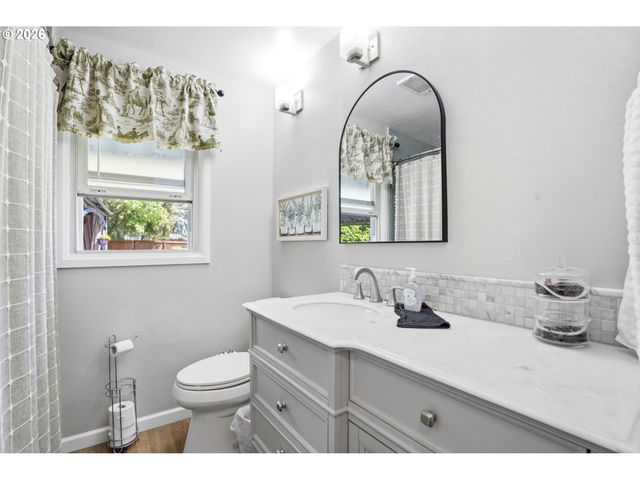 1400 Se 146TH Pl, Portland, OR 97233