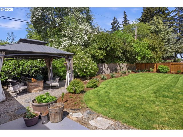 1400 Se 146TH Pl, Portland, OR 97233