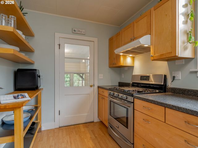 4204 Se 25TH Ave, Portland, OR 97202