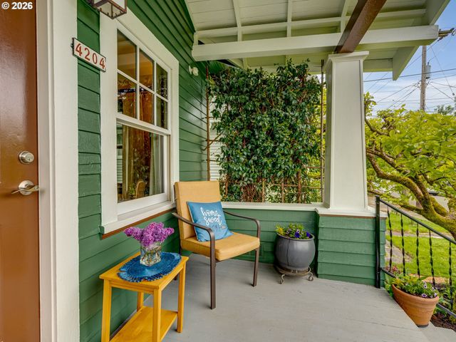 4204 Se 25TH Ave, Portland, OR 97202