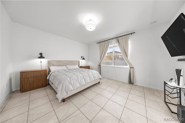 7664 SW 63rd Lane Road, Ocala, FL 34474