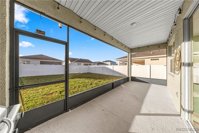 7664 SW 63rd Lane Road, Ocala, FL 34474