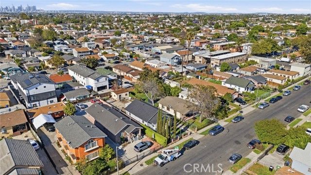 137 W 84th, Los Angeles, CA 90003