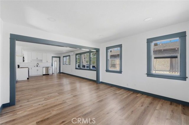 137 W 84th, Los Angeles, CA 90003