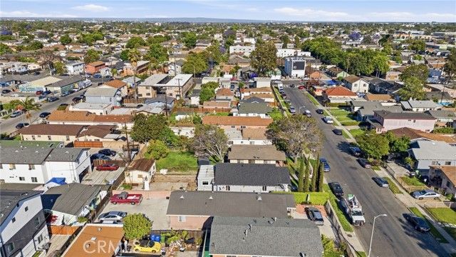 137 W 84th, Los Angeles, CA 90003