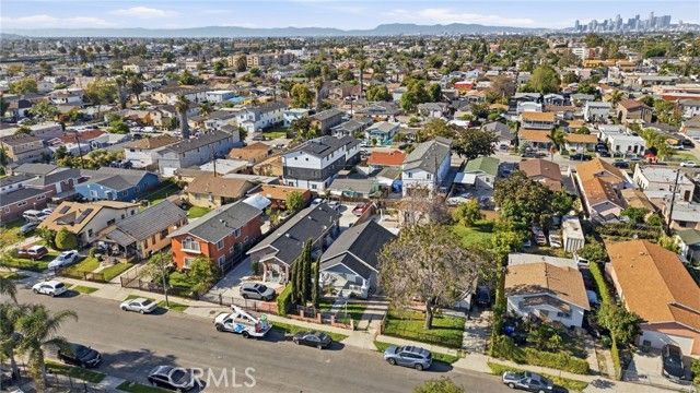 137 W 84th, Los Angeles, CA 90003