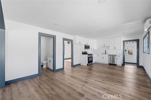 137 W 84th, Los Angeles, CA 90003