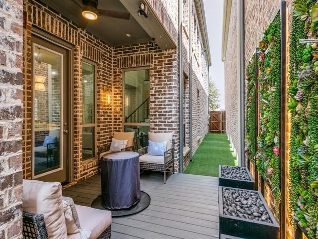 4864 Isleworth Drive, Irving, TX 75038