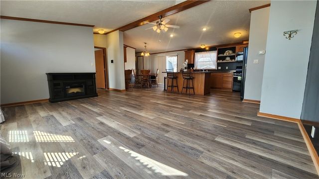 345 Sea Gull Lane, New Philadelphia, OH 44663