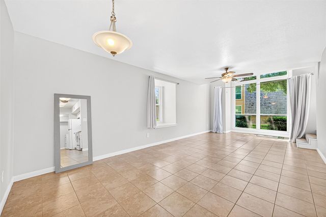 16120 Stuebner Airline Road 105, Spring, TX 77379
