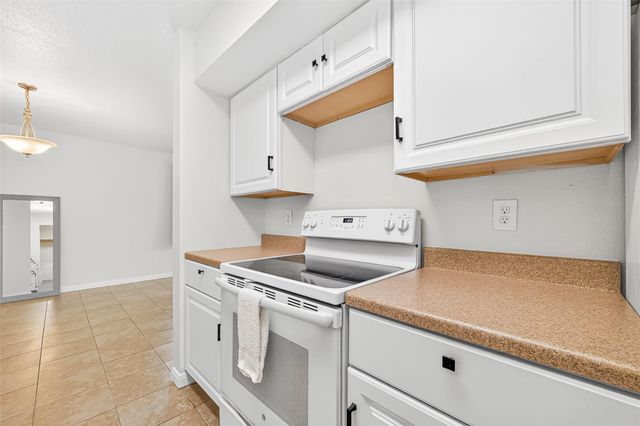 16120 Stuebner Airline Road 105, Spring, TX 77379