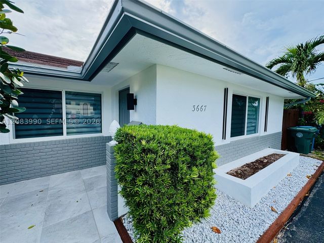 3665-3667 NW 17th Way 3667, Oakland Park, FL 33309