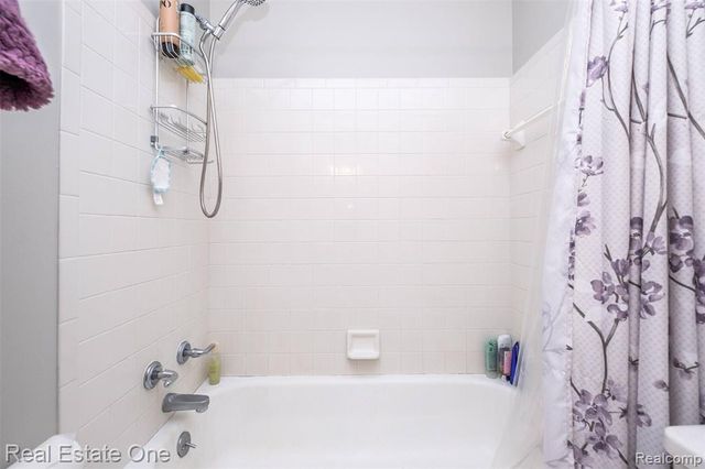 2057 Hidden Meadows Drive C, Walled Lake, MI 48390