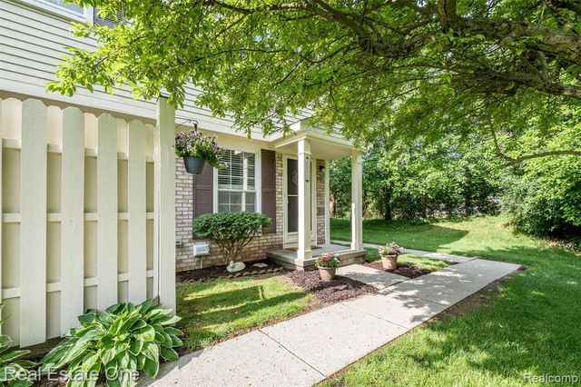 2057 Hidden Meadows Drive C, Walled Lake, MI 48390