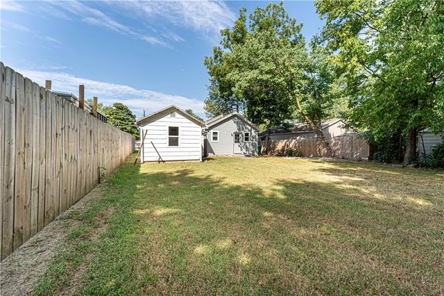603 S Crutcher Street, Springdale, AR 72764