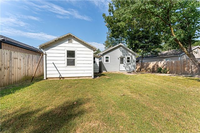 603 S Crutcher Street, Springdale, AR 72764