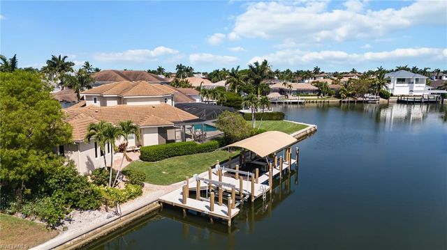 95 Anchor CT, Marco Island, FL 34145