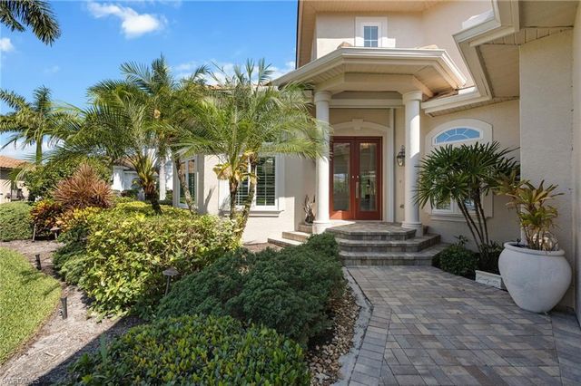 95 Anchor CT, Marco Island, FL 34145