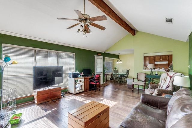 1301 Wayne Drive, Round Rock, TX 78664