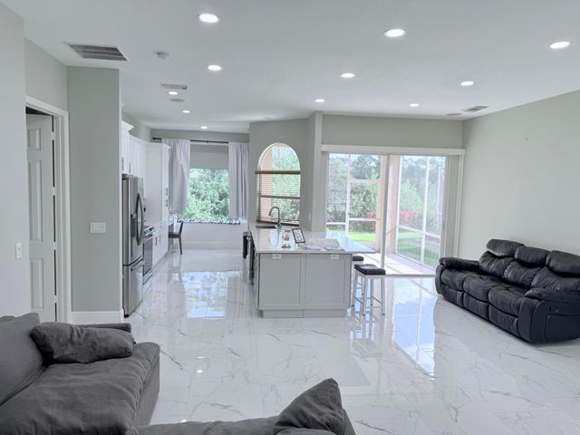 861 SW Munjack Circle, Port St. Lucie, Port St Lucie, FL 34986