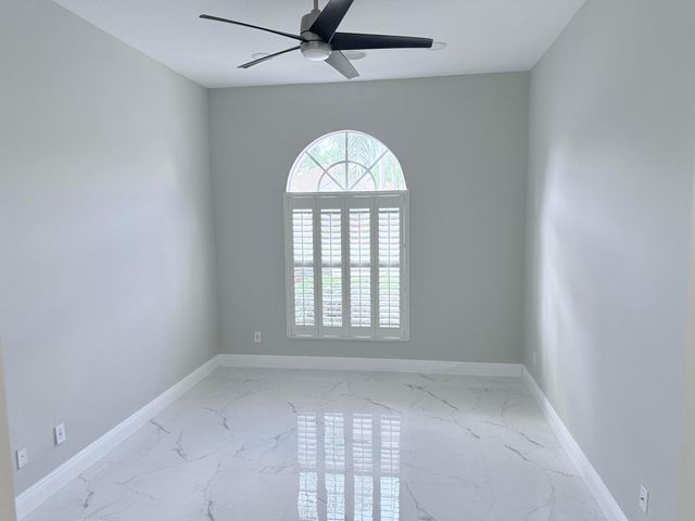 861 SW Munjack Circle, Port St. Lucie, Port St Lucie, FL 34986