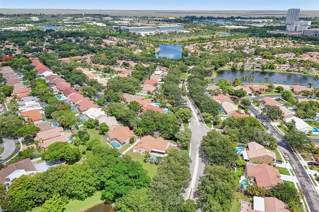 13100 NW 11th Dr, Sunrise, FL 33323