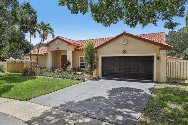 13100 NW 11th Dr, Sunrise, FL 33323