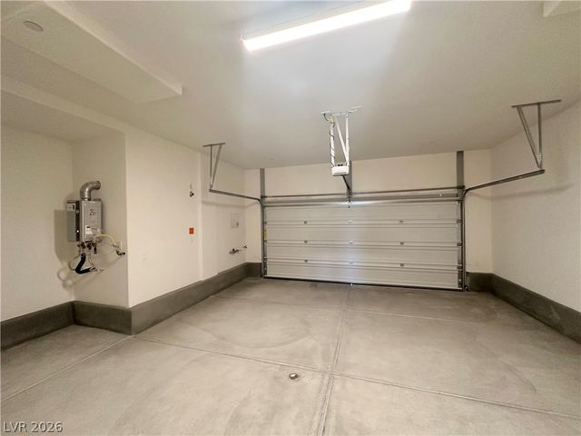 2121 Tricase Street, Henderson, NV 89044