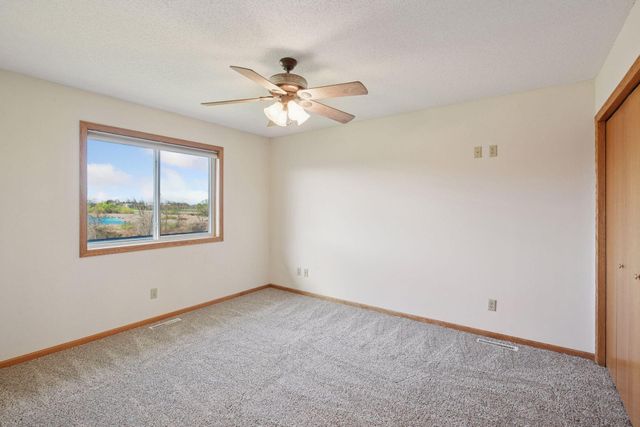 1729 Lakeridge Way, Waconia, MN 55387
