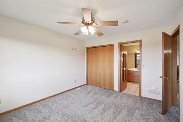 1729 Lakeridge Way, Waconia, MN 55387