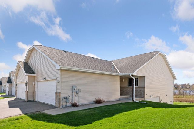 1729 Lakeridge Way, Waconia, MN 55387