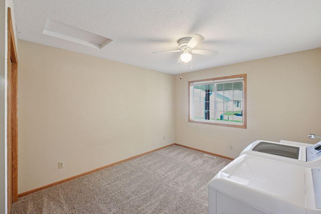 1729 Lakeridge Way, Waconia, MN 55387