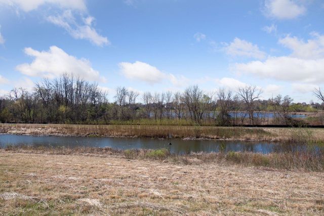 1729 Lakeridge Way, Waconia, MN 55387