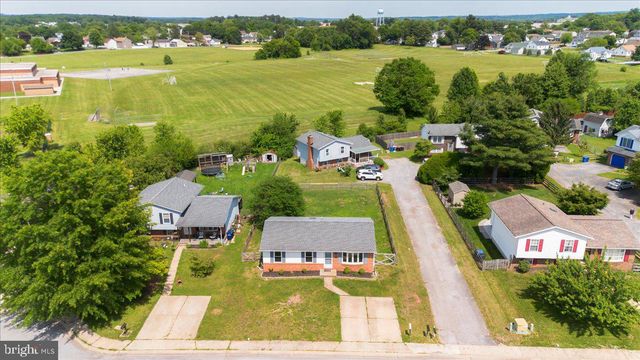 10 CAMBRIDGE CT, Taneytown, MD 21787
