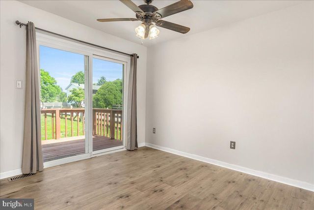 10 CAMBRIDGE CT, Taneytown, MD 21787