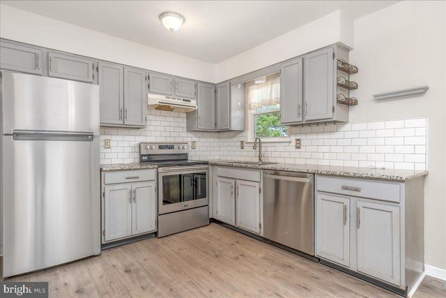 10 CAMBRIDGE CT, Taneytown, MD 21787