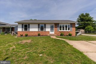 10 CAMBRIDGE CT, Taneytown, MD 21787