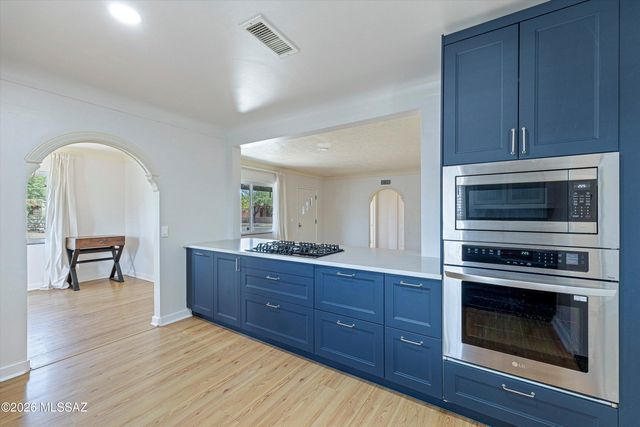 1101 E Hedrick Drive, Tucson, AZ 85719