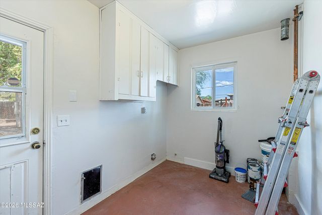 1101 E Hedrick Drive, Tucson, AZ 85719