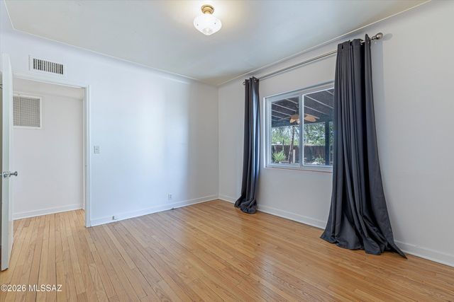 1101 E Hedrick Drive, Tucson, AZ 85719
