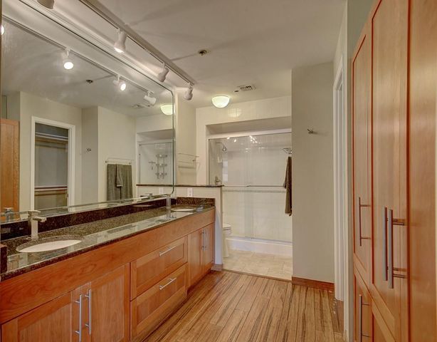 40 N Interstate 35 EXPY 2C2, Austin, TX 78701