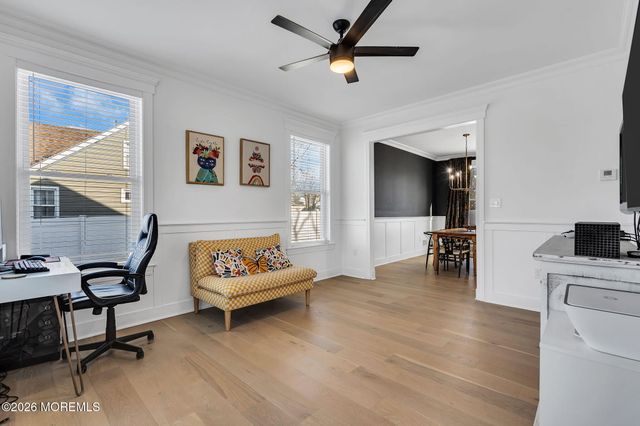 237 Neptune Avenue, Beachwood, NJ 08722