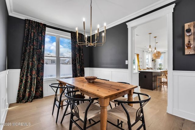 237 Neptune Avenue, Beachwood, NJ 08722