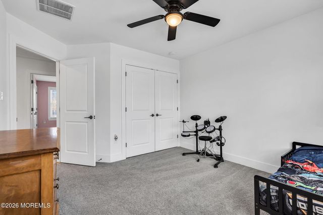 237 Neptune Avenue, Beachwood, NJ 08722